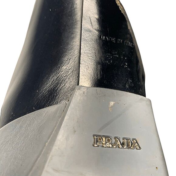 Prada Mary Jane Runway 2012 Black Leather Grey Rubber Cap Toe Heels EU 37.5 Pump - Picture 10 of 10